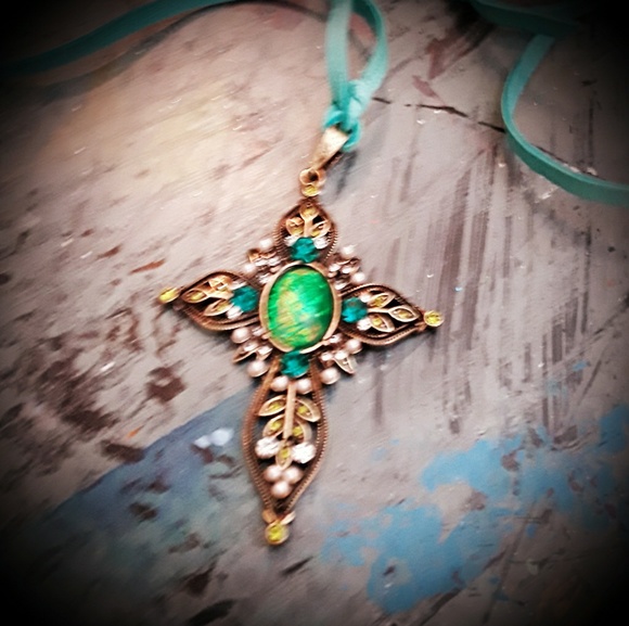 BOHO NECKLACE - Picture 2 of 4